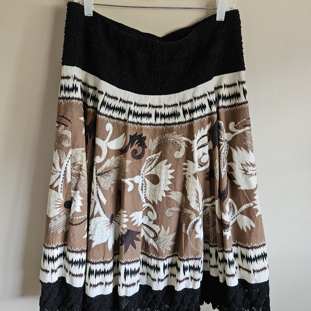Coldwater Creek Crochet Elastic Waist Floral Print Skirt Size Med. - Picture 8 of 9
